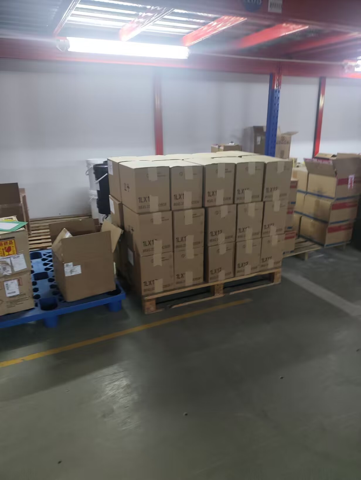 熱轉(zhuǎn)印膠水出口雅加達海運到港貨代